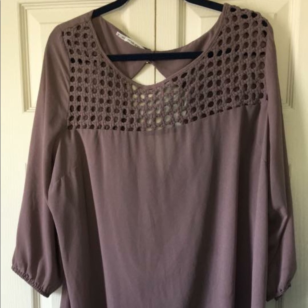 Maurice’s plus size  dress shirt size 2